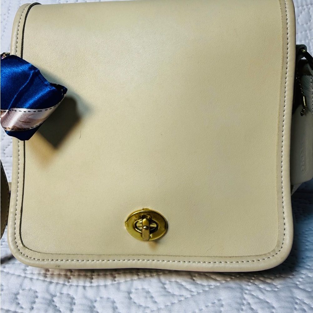 Vintage Coach Companion Flap 9076 USA Made Bone Leather Shoulder Crossbody - Picture 3 of 12